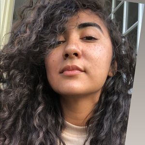 Meet your Posher, Kayla